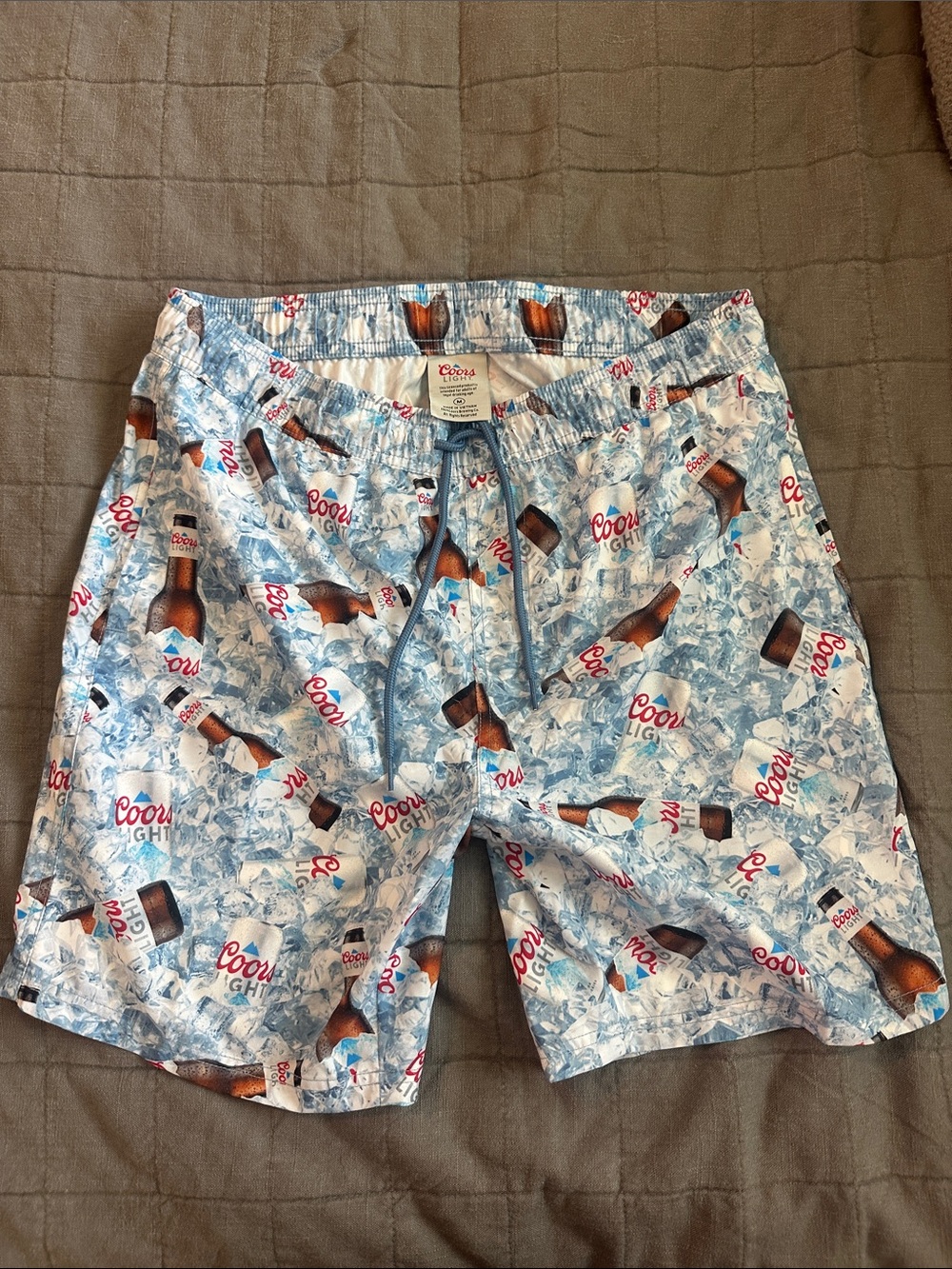 Coors Light Men’s Light Blue Bottle-Print Swim Trunks